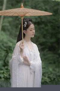 《男主快到碗里来》作者：咩咩咩 完结 （双性总受双性，女主性转，np，骨科 ）