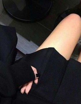 020正文 第021回　掷人头南侠惊佞党　除邪祟学士审虔婆