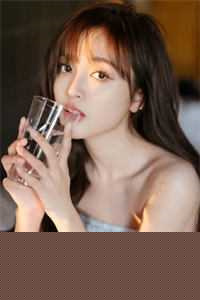 为了白月光，妻子向我借命100次 作者：轻忧