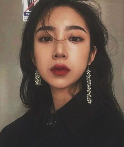 余by肉包不吃肉
