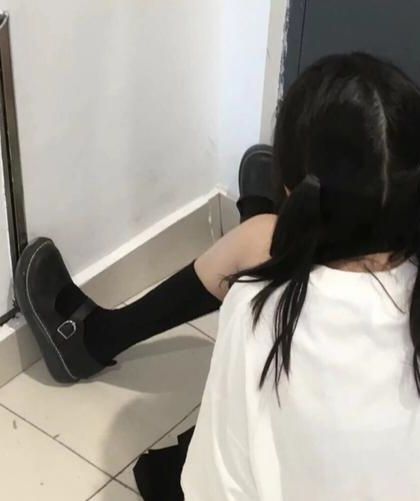 【耽美】《末世后，我圈养了邪神》作者：蜜桃甜酒