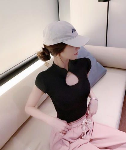 【红袖热文】《系统错绑咸鱼太子，卷他江山为聘》北宫耀衡 凤月瑶