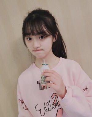 [1v1 完结]《爸爸真漂亮（养父子年下、双性、生子、产乳）》作者：花满重楼